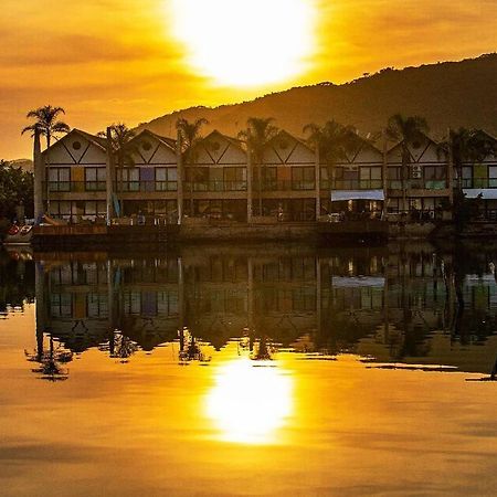 Kitnet Centro - Cabo Frio Esterno foto